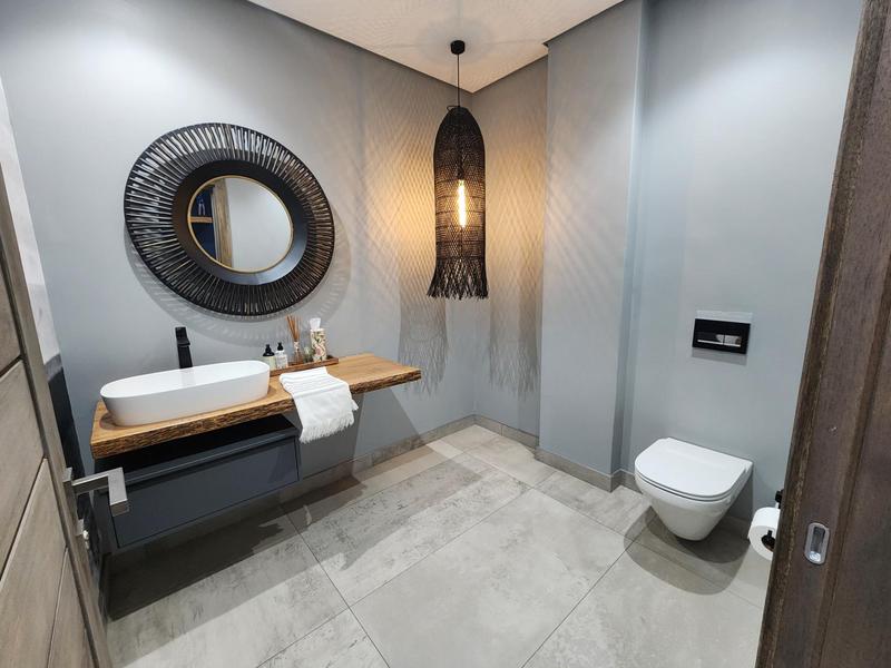 5 Bedroom Property for Sale in Heron Banks Golf Estate Free State